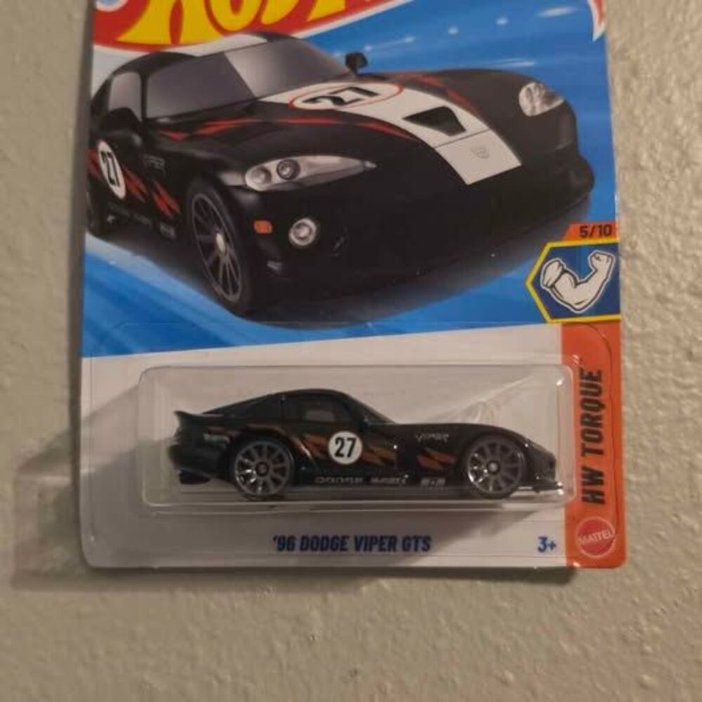 Hot Wheels '96 Dodge Viper GTS HW Torque Black Die Cast Toy Car Mint